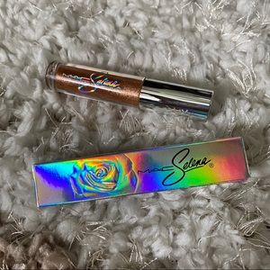 Selena La Reina Lip Glass